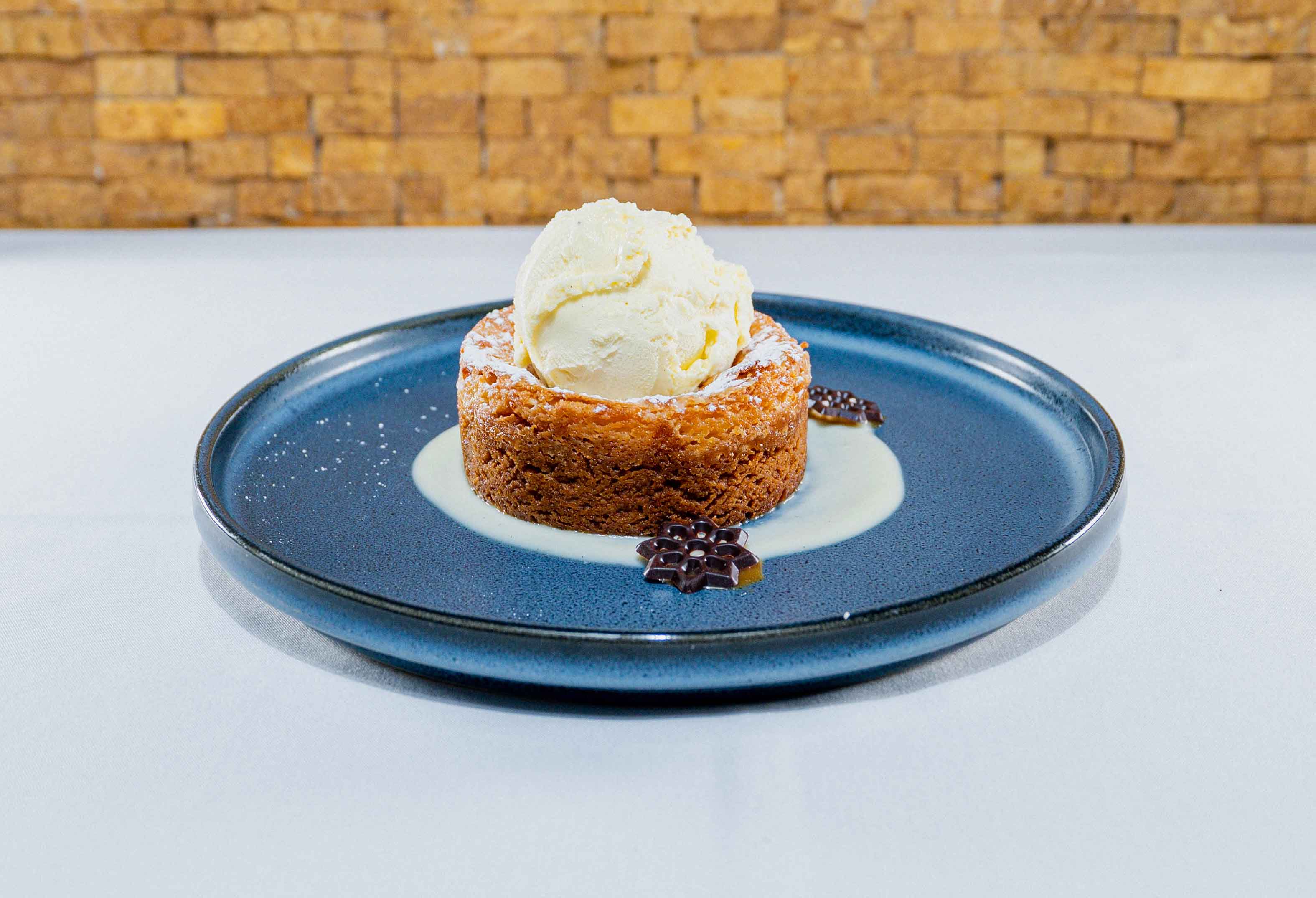 Council Oak Gooey Butter Cake