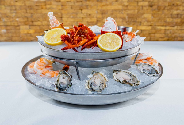 Council Oak Raw Bar Sampler