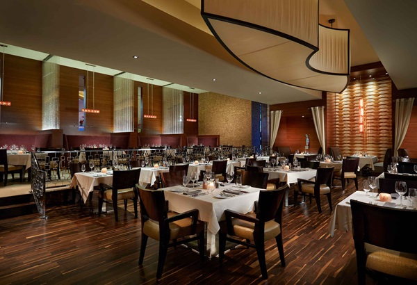 Council Oak Steaks & Seafood 