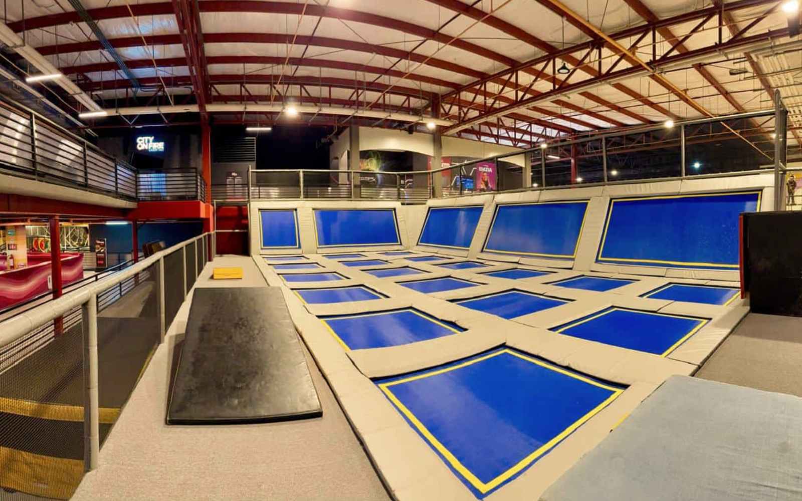 trampoline riviera maya